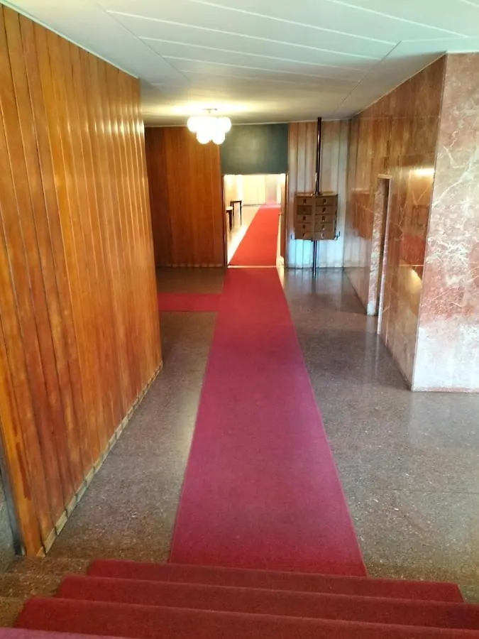 Appartamento Incantevole In Brera ミラノ アパート